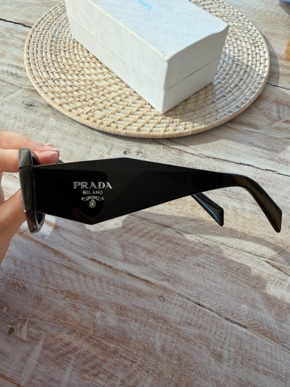 Prada PR 17WS Sunglasses - Excellent Condition - Picture 4 of 9